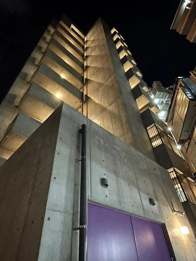 Wolf Pack Apartment 21 Οσάκα