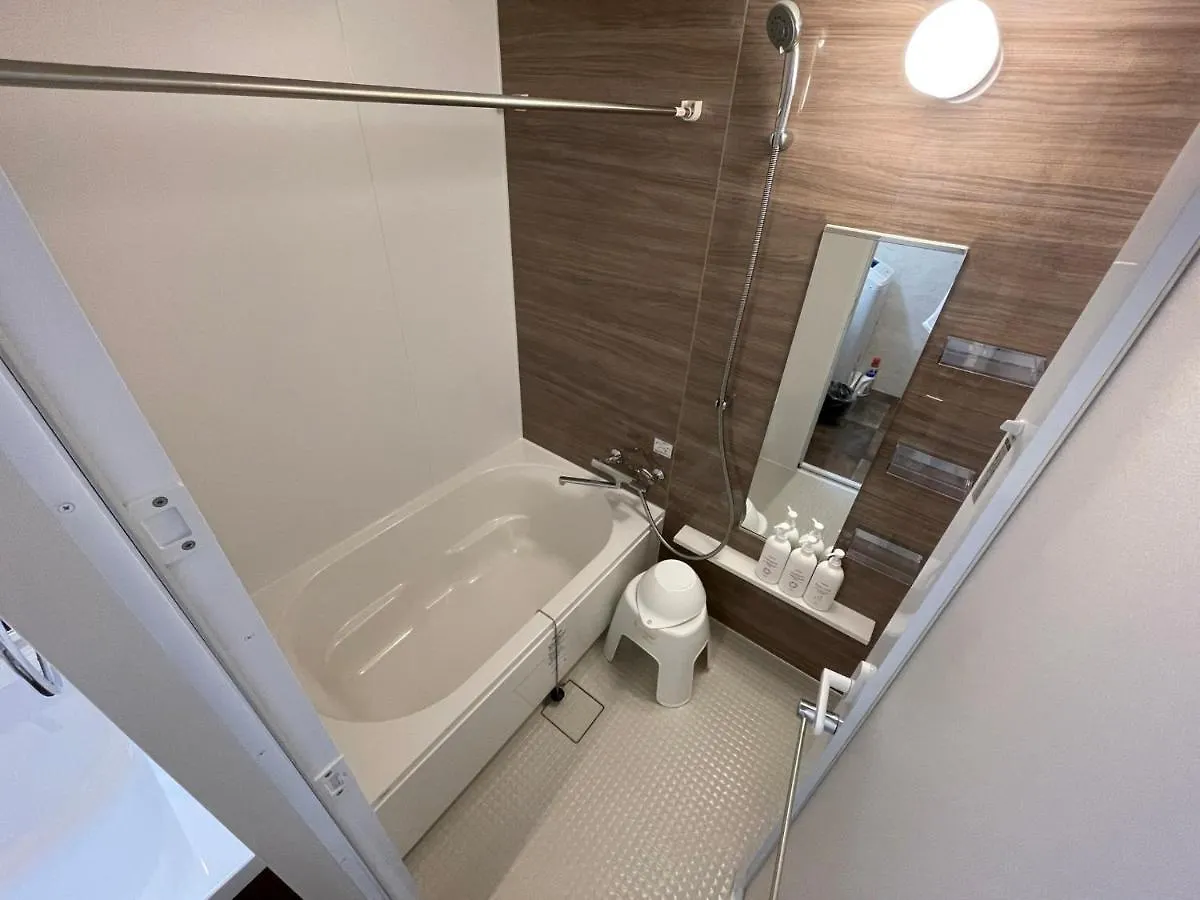 Wolf Pack Apartment 21 Osaka 0*,  Japan