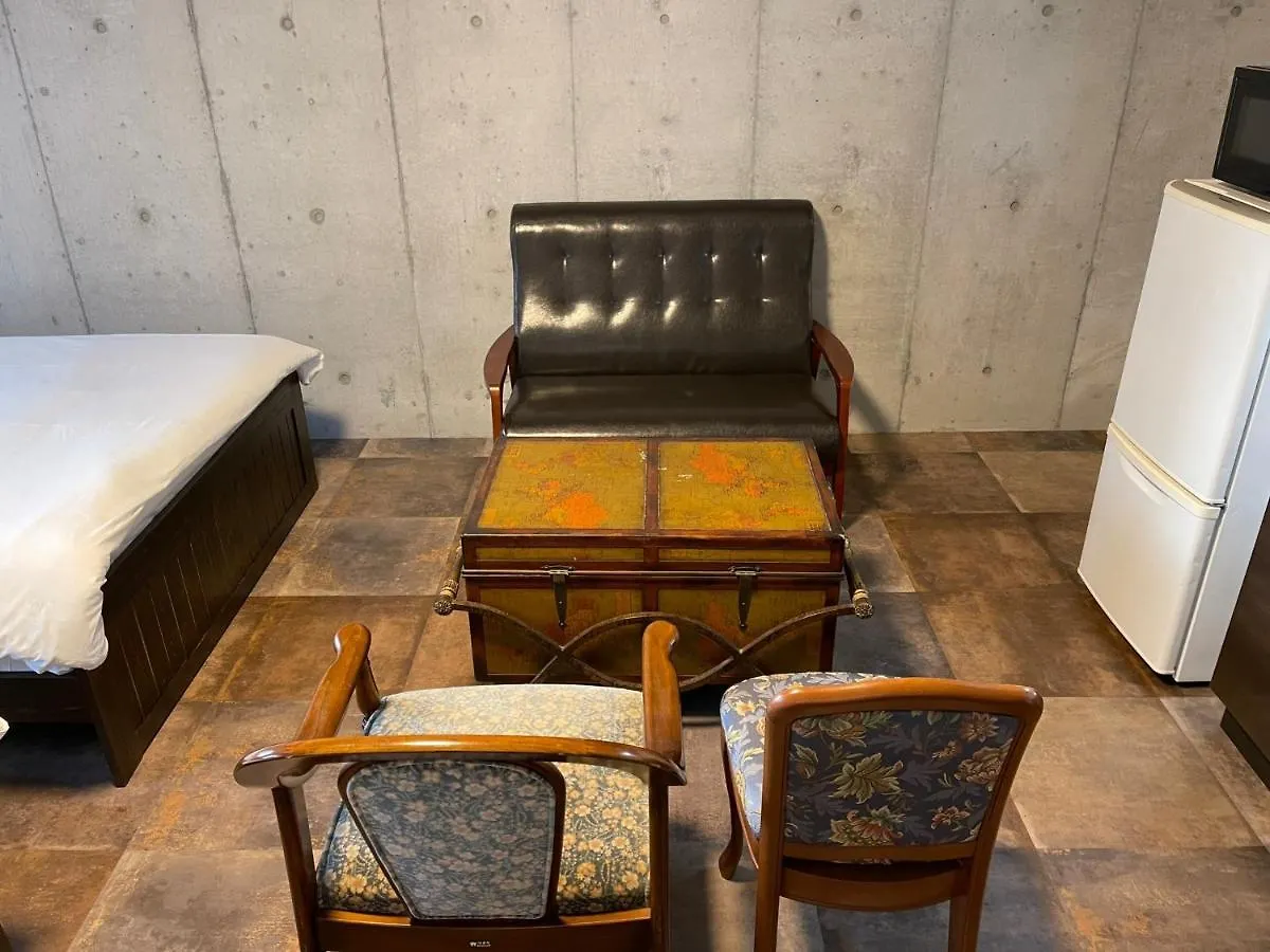 Wolf Pack Apartment 21 Osaka